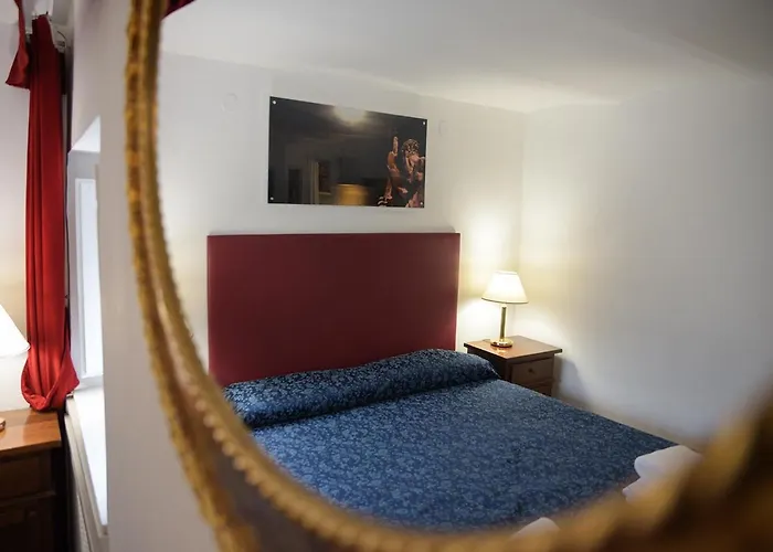 Farnese 48 Pensionat 4*