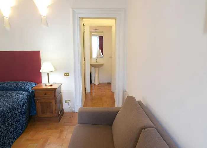 Farnese 48 Гостевой дом 4*