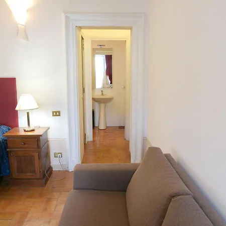 Farnese 48 Guest house 4*